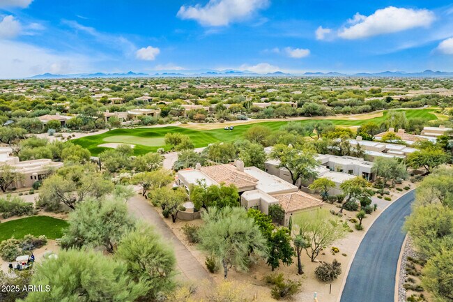 Building Photo - 7485 E Tumbleweed Dr