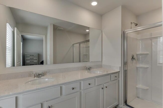 Building Photo - 6659 Corryton St