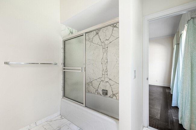 Building Photo - 157 Wells Rd