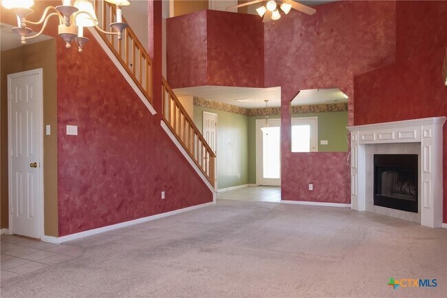 Building Photo - 2205 Napier Dr