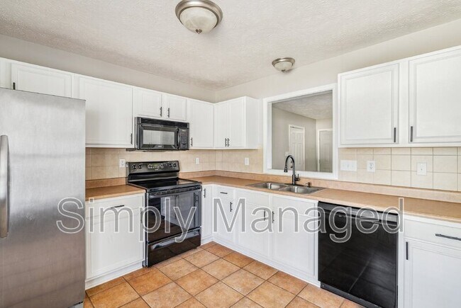 Building Photo - 2033 Ashton Rd