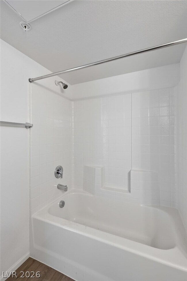 Building Photo - 2313 Seco Adobe Cir