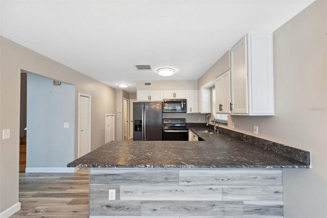 Building Photo - 428 E Klosterman Rd