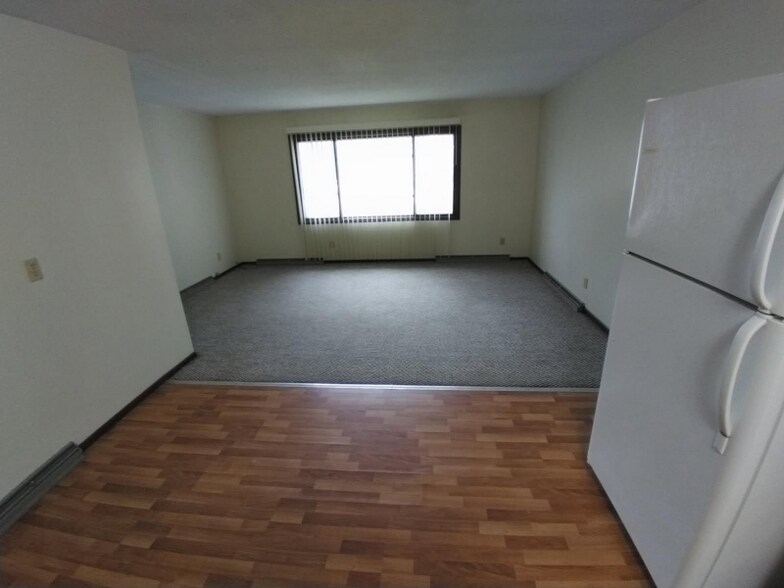 Building Photo - 751 Bluffview Cir