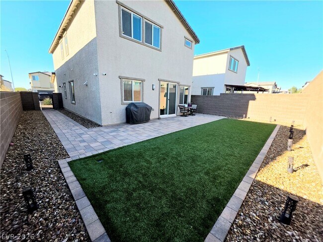 Building Photo - 2882 Timber Country Rd