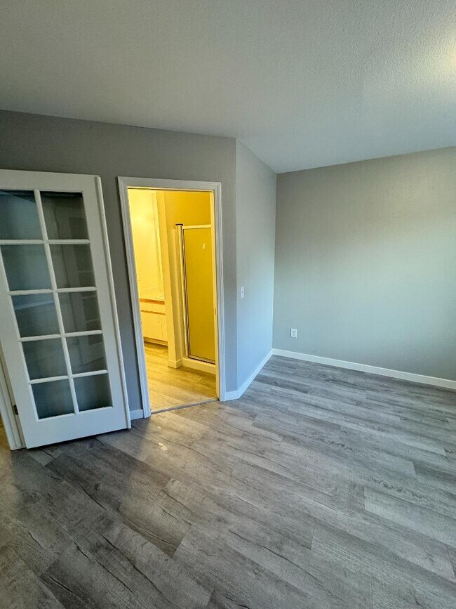 Building Photo - 5561 S Caper Pl