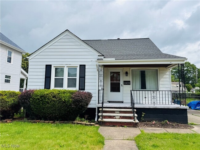 Primary Photo - 2409 E 32nd St