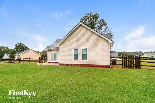 Building Photo - 2112 Dawn Ridge