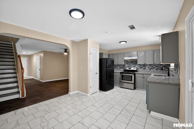 Building Photo - 1734 Old Dogwood