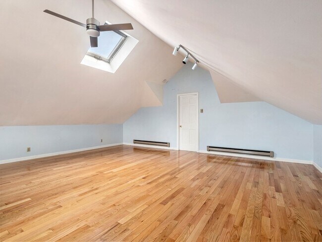 Building Photo - 225-227-227 Trapelo Rd