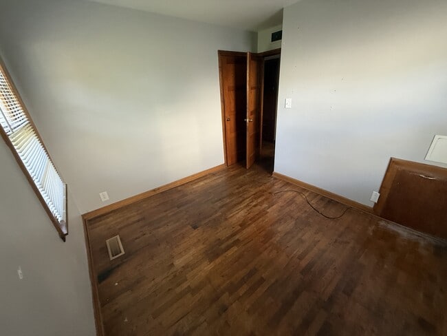 Building Photo - 2913 Taylor Ave
