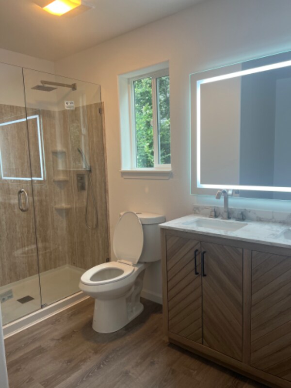 Building Photo - 2125 Hamilton Ave