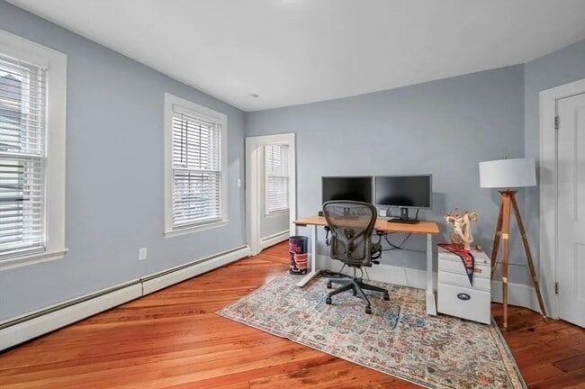 Building Photo - 80 Park St