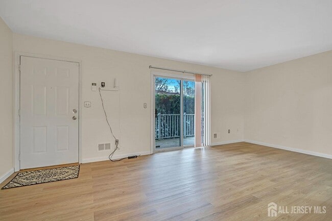 Building Photo - 4517 Birchwood Ct