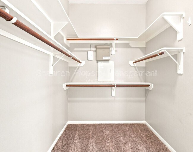 Building Photo - 24815 Corbin Gate Dr