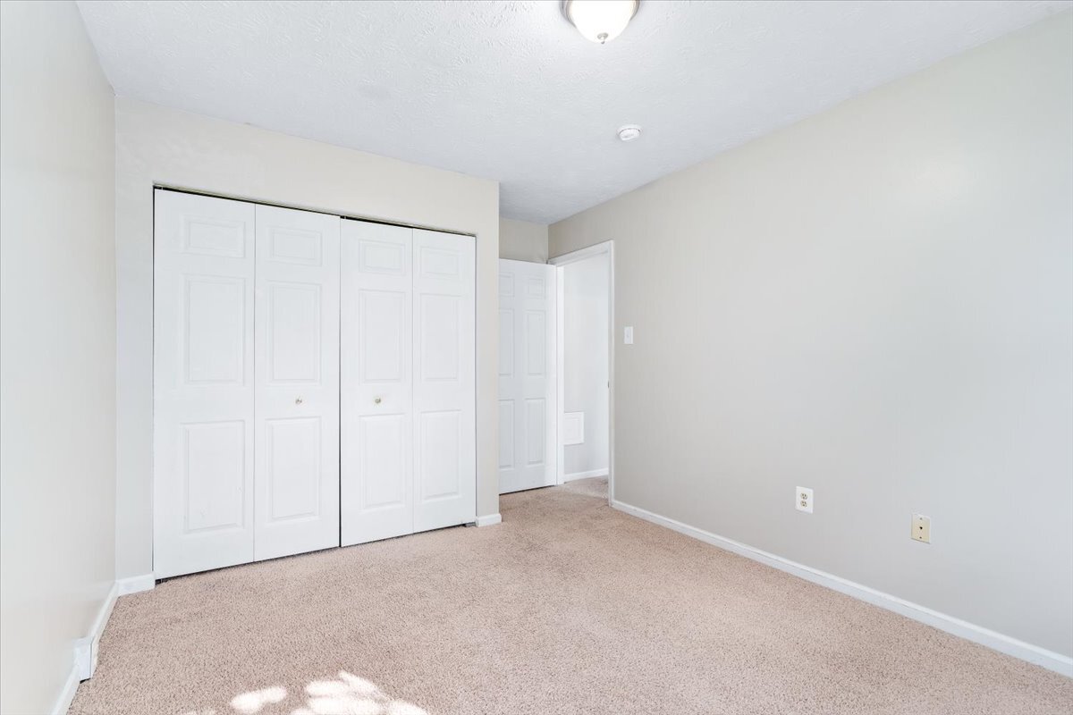 Building Photo - 4975 Pintail Ct