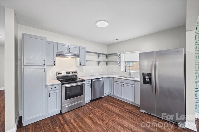 Building Photo - 1235 Bradford Heights Rd