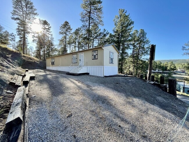 Building Photo - 129 Bonanza Dr