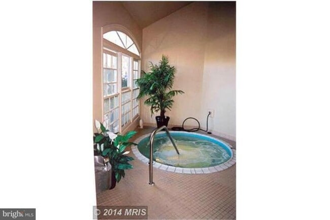 Building Photo - 1416 Roundhouse Ln