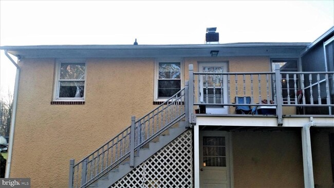 Building Photo - 1154 Steamboat Rd