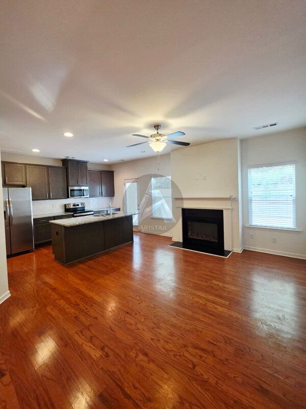 Building Photo - 5270 Mill Way