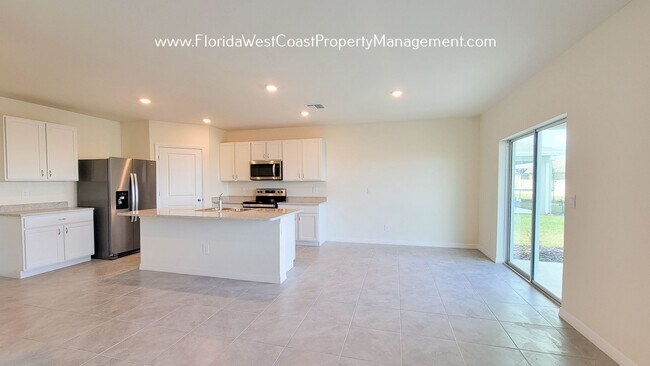 Building Photo - 5680 Woodland Sage Dr