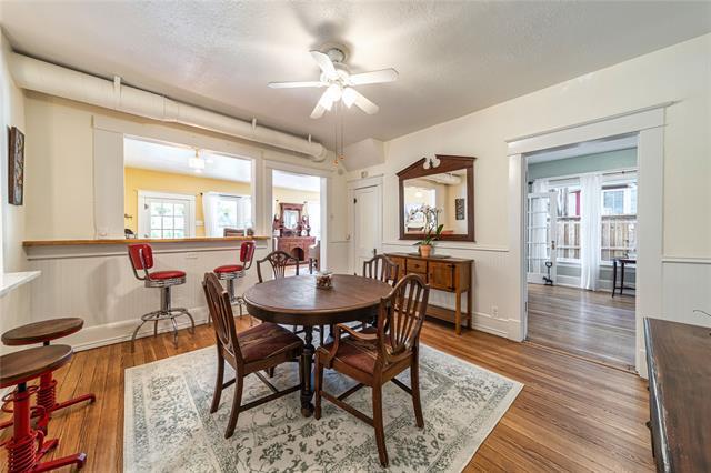 Building Photo - 215 S Montclair Ave