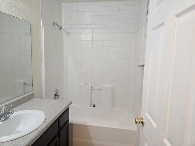 Building Photo - 16172 W Botelho Ave