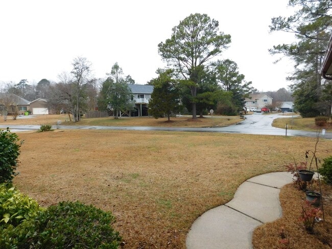 Building Photo - 103 Boatswain Dr