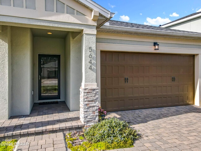 Building Photo - 5644 Estero Loop