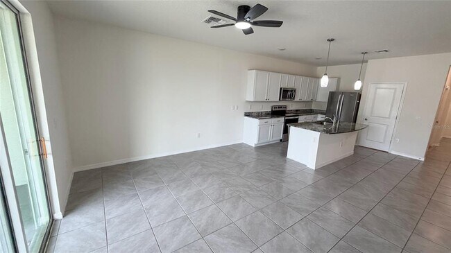 Building Photo - 11071 Crescent Deer Dr