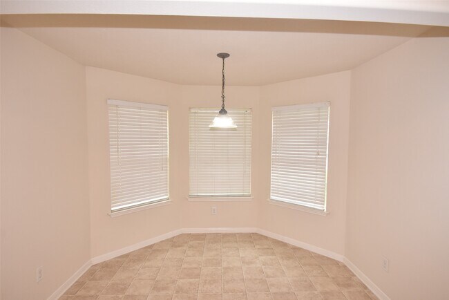 Building Photo - 1035 Junction Ct