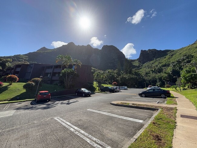 Building Photo - Makaua Village - Kaaawa - 1 Bdrm/1 Bath/1 Prkg - $2,100