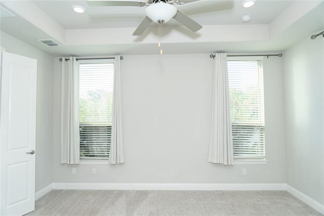 Building Photo - 7205 Sanctuary Dr