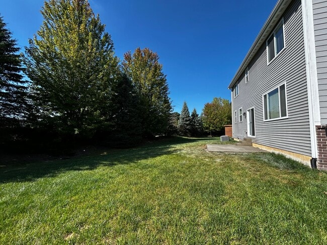 Building Photo - Beautiful 3 Bedroom Home for Rent