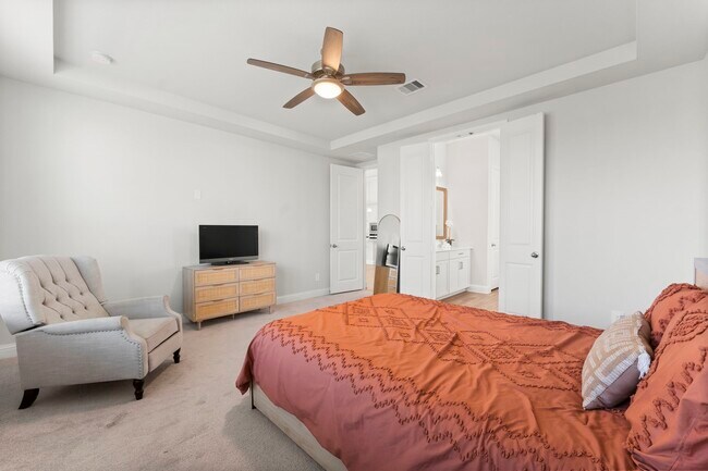 Building Photo - 15949 Hayes Mkt Lp