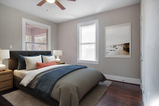 Building Photo - Renovated Winnetka Heights Craftsman home ...