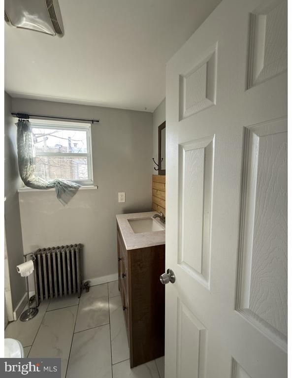 Building Photo - 3265 Salmon St