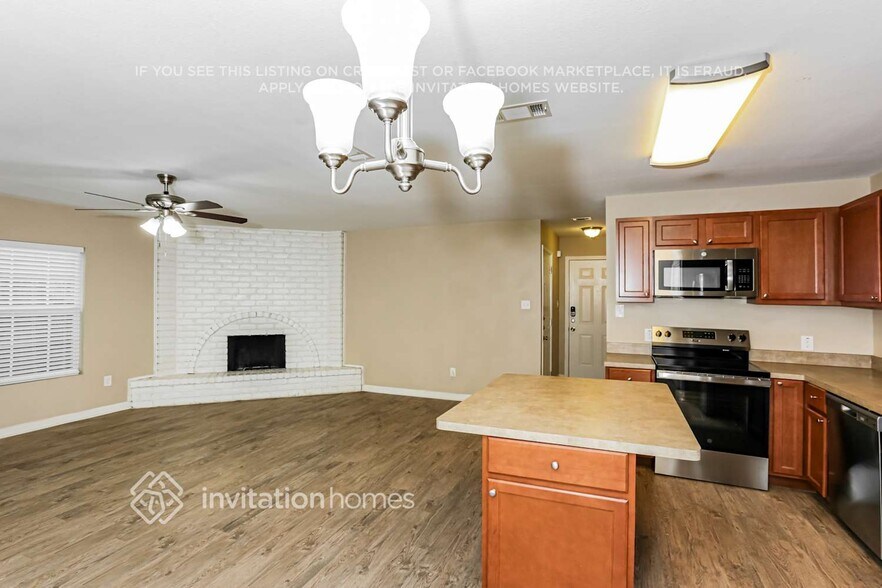 Building Photo - 2308 Tallowood Ct