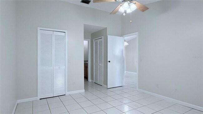 Building Photo - 11803 Classic Lake Way