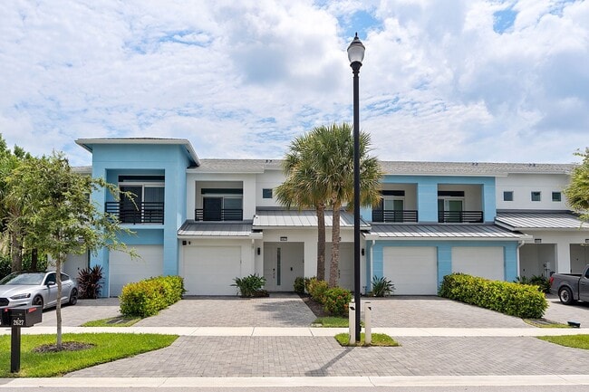 Exterior - Frederick Isles Townhomes