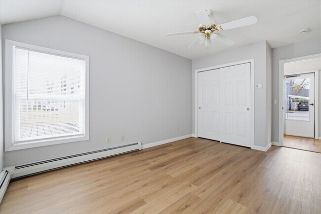 Building Photo - 14 Plummer Rd