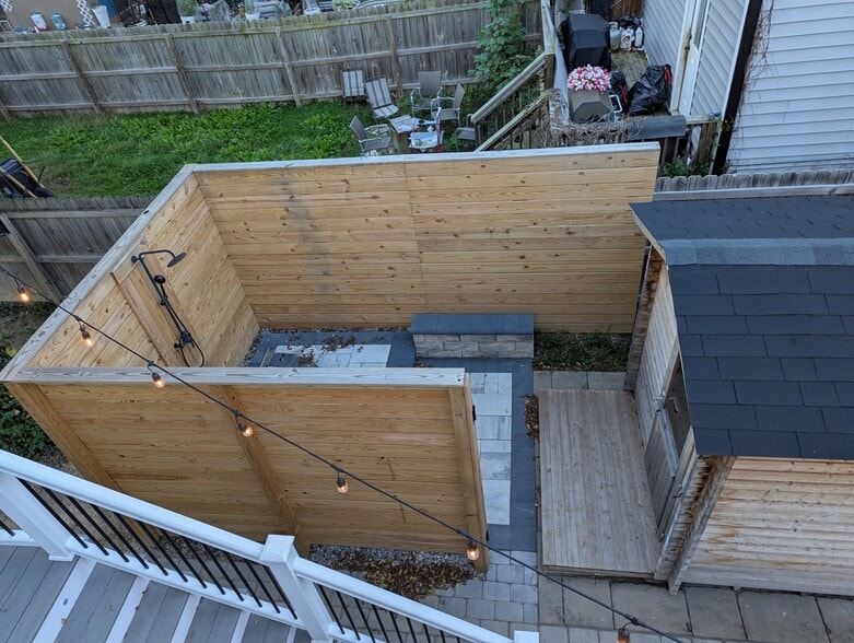 Building Photo - 3302 Delaware Ave