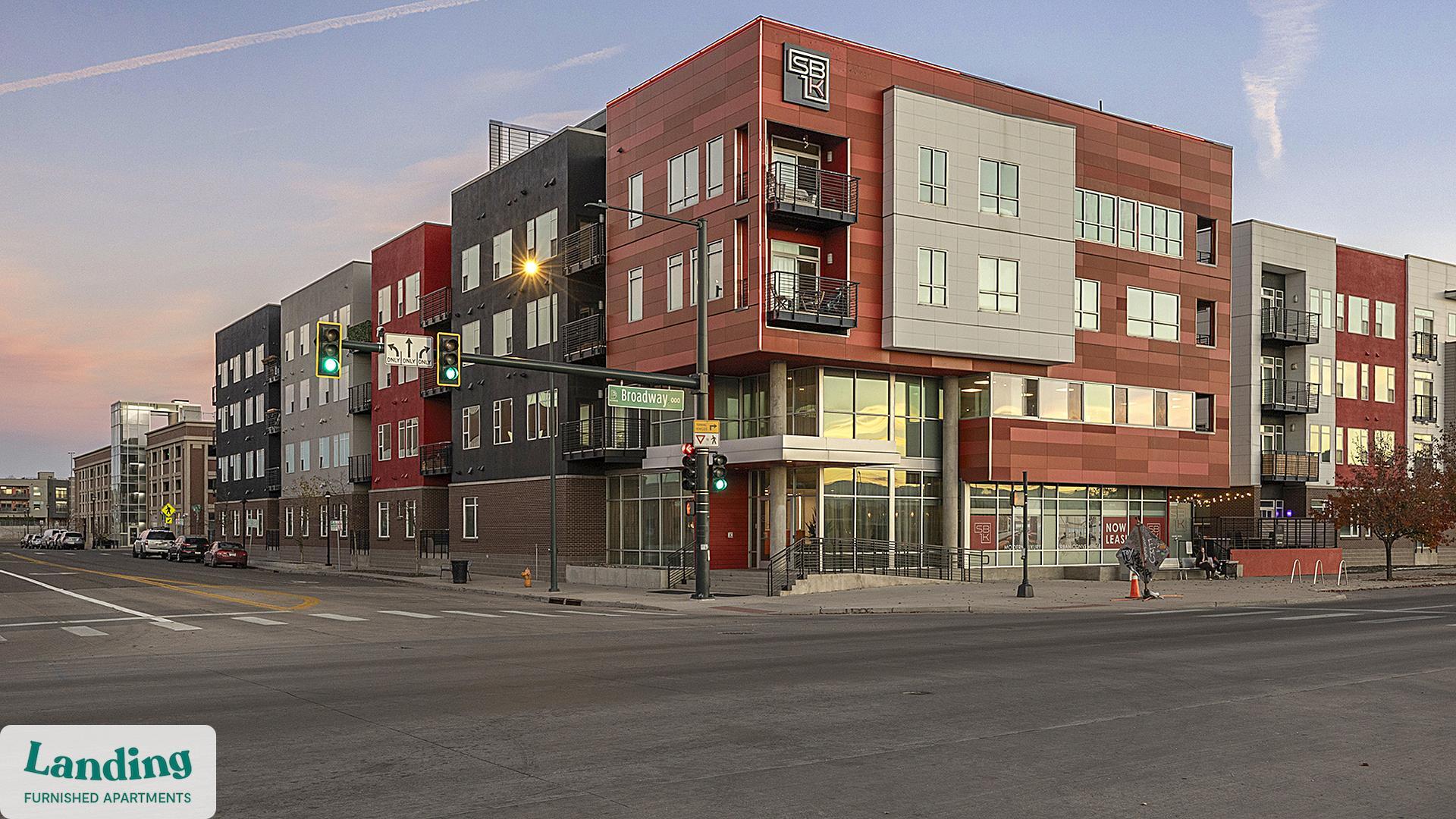 Building Photo - 1000 S Broadway