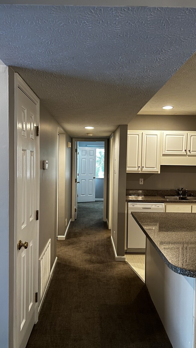 Building Photo - 4204 Browns Ln