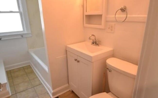 Building Photo - 87-89 W California Avenue