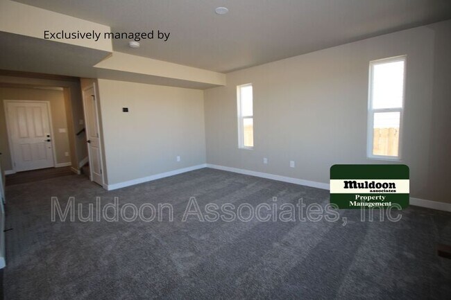 Building Photo - 10466 Luneth Dr