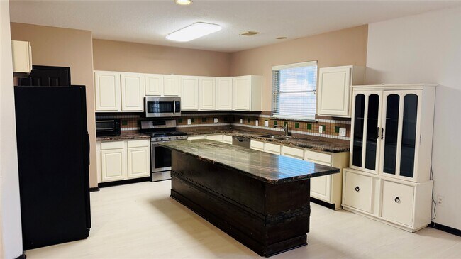 Building Photo - 12319 Jersey Meadow Dr