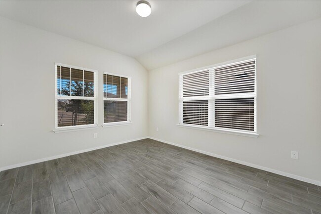 Building Photo - 201 Spiny Lizard Ln