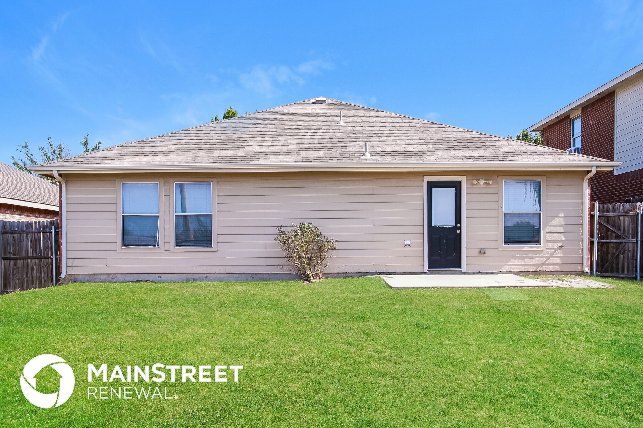 Building Photo - 1111 Antoinette Dr